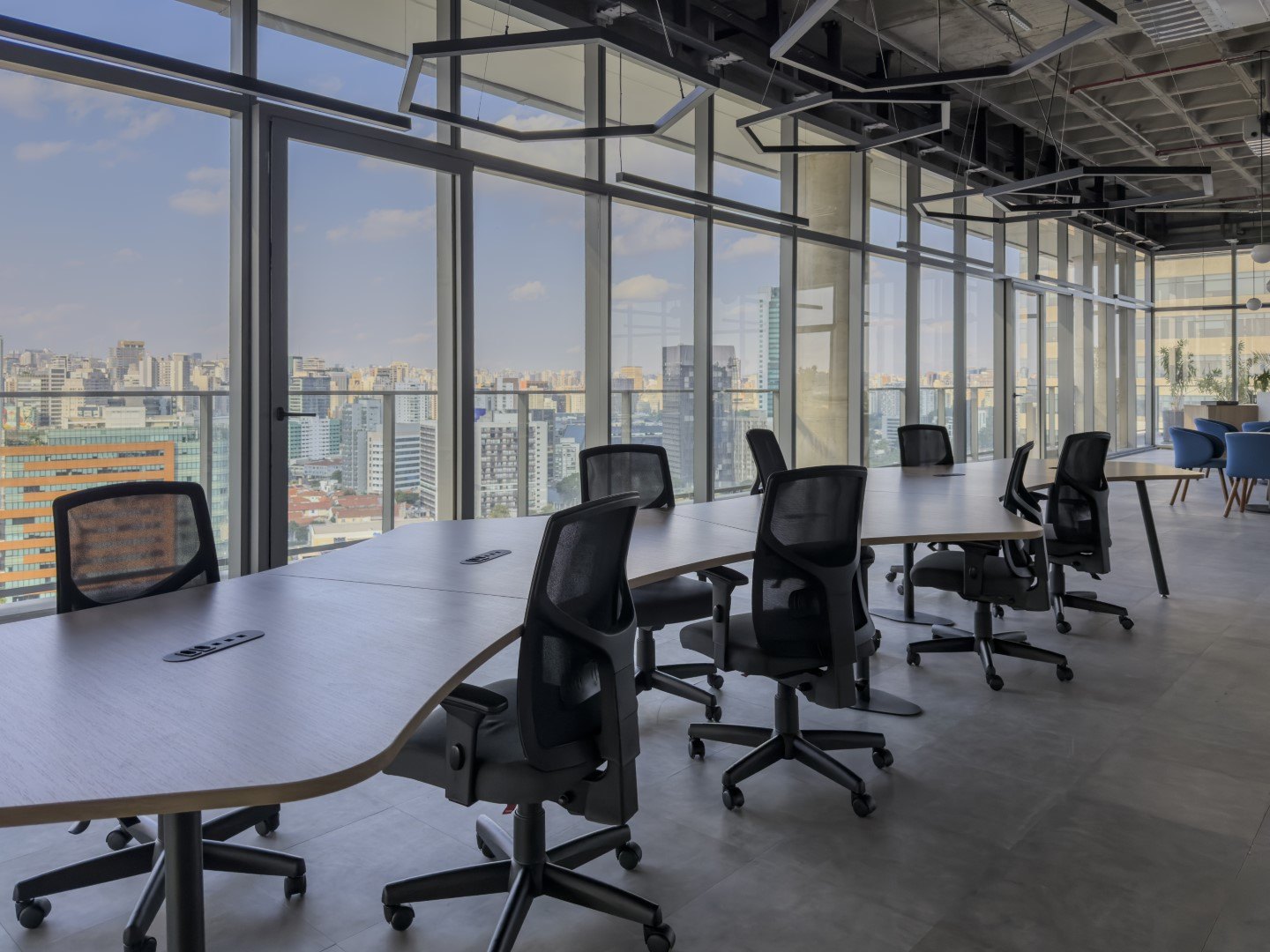 Salas de reunião em sugestão de layout de pavimento do River South Corporate, foto real